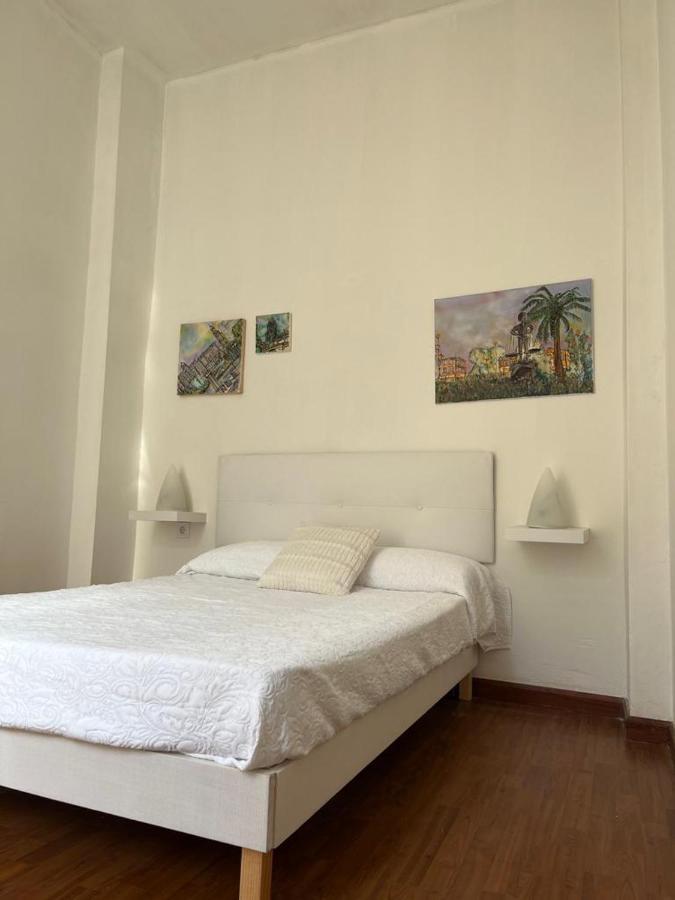 Apartamentos Malaga Centro Buitenkant foto